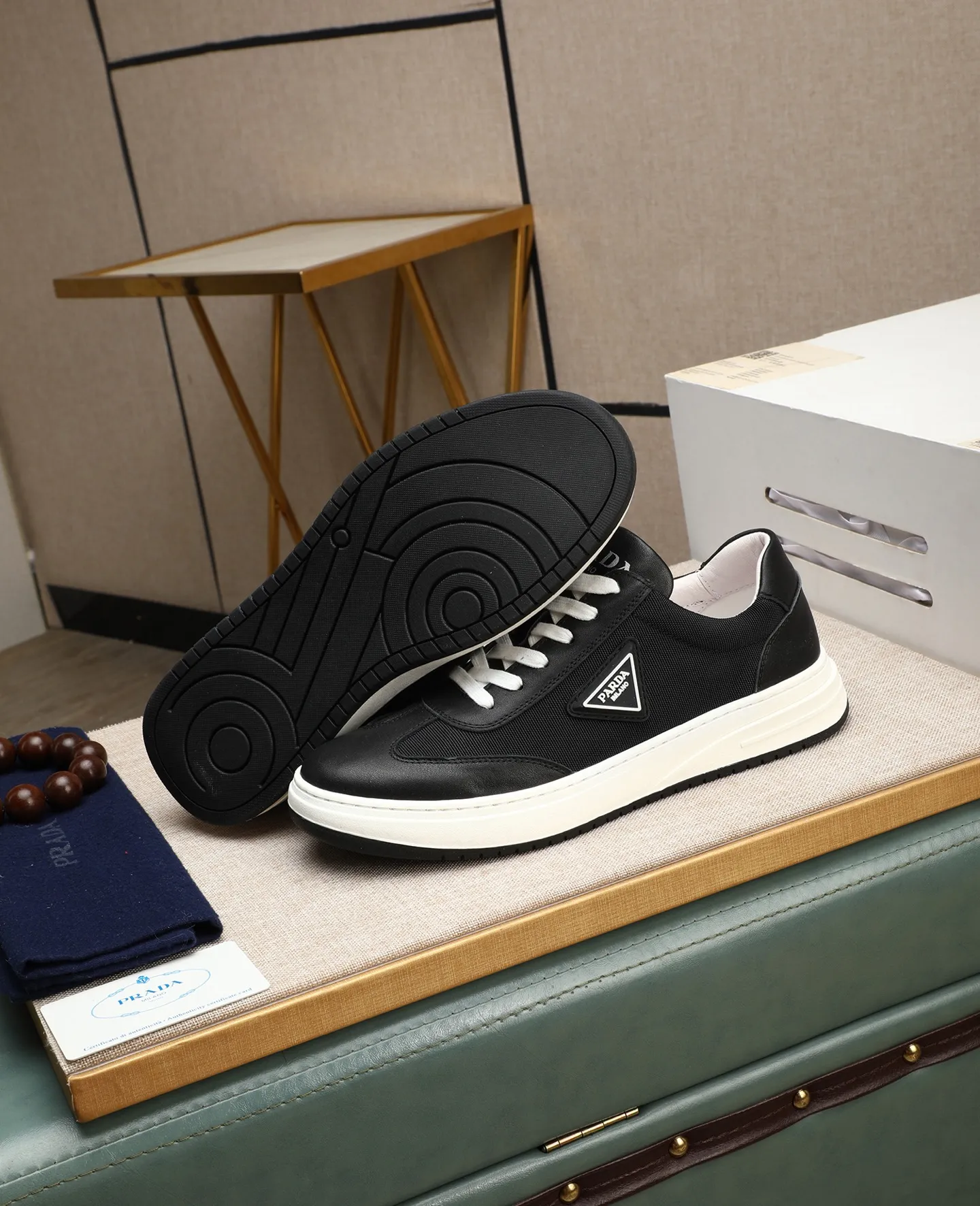 Men's men's shoes 💰420 🌹🌹[PRADA—Prada] latest model 🙈original replica! 👟👟👟Available here. The workmanship is top-notch. The upper is made of Italian 🇮🇹Imported calfskin. ❗️Breathable genuine leather lining @Suitable for travel. The original version has an enlarged engraved sole, making it suitable for all kinds of travels, showing low-key luxury. Let quality speak for itself. Color: Size: 38-44